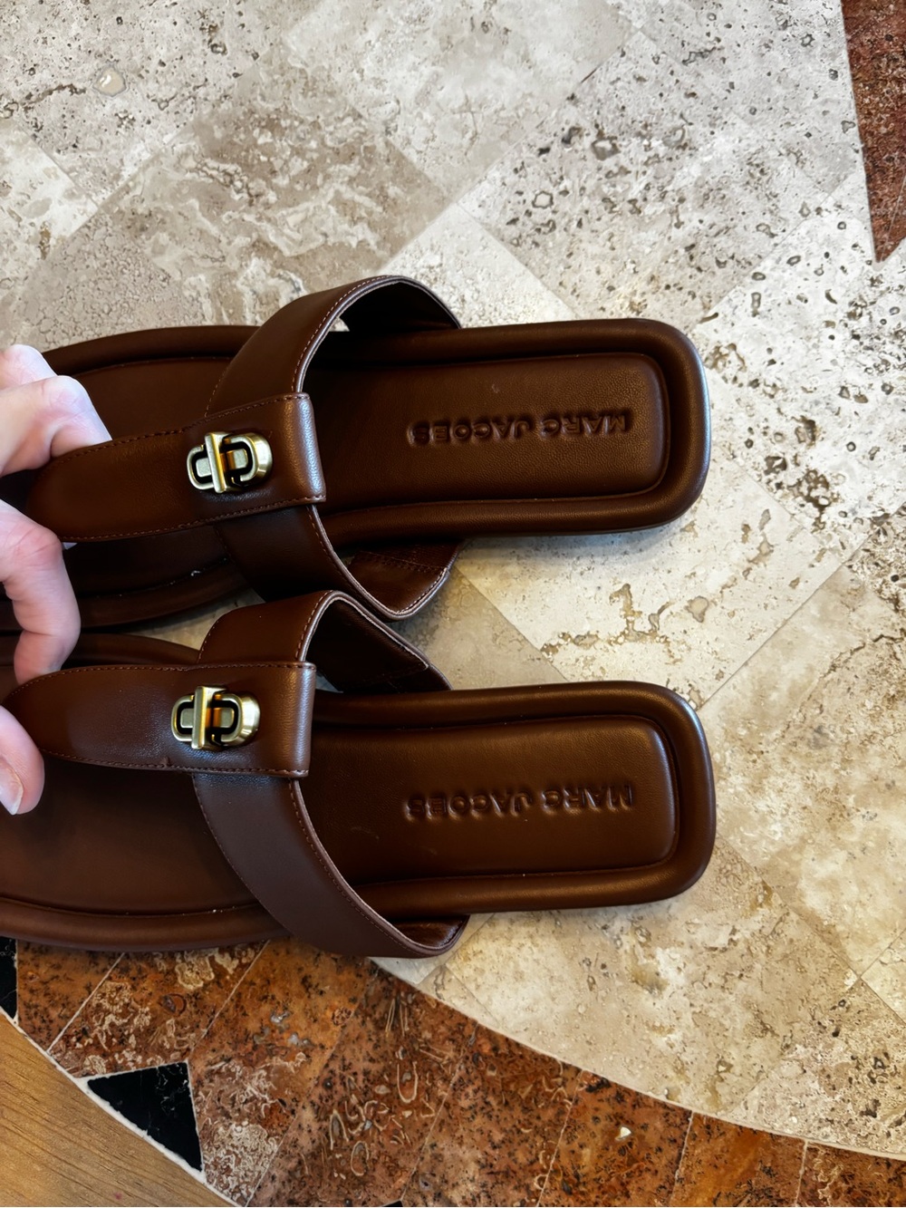 Marc Jacobs Brown Leather Logo Thong Sandals Size 40 - Picture 6 of 7